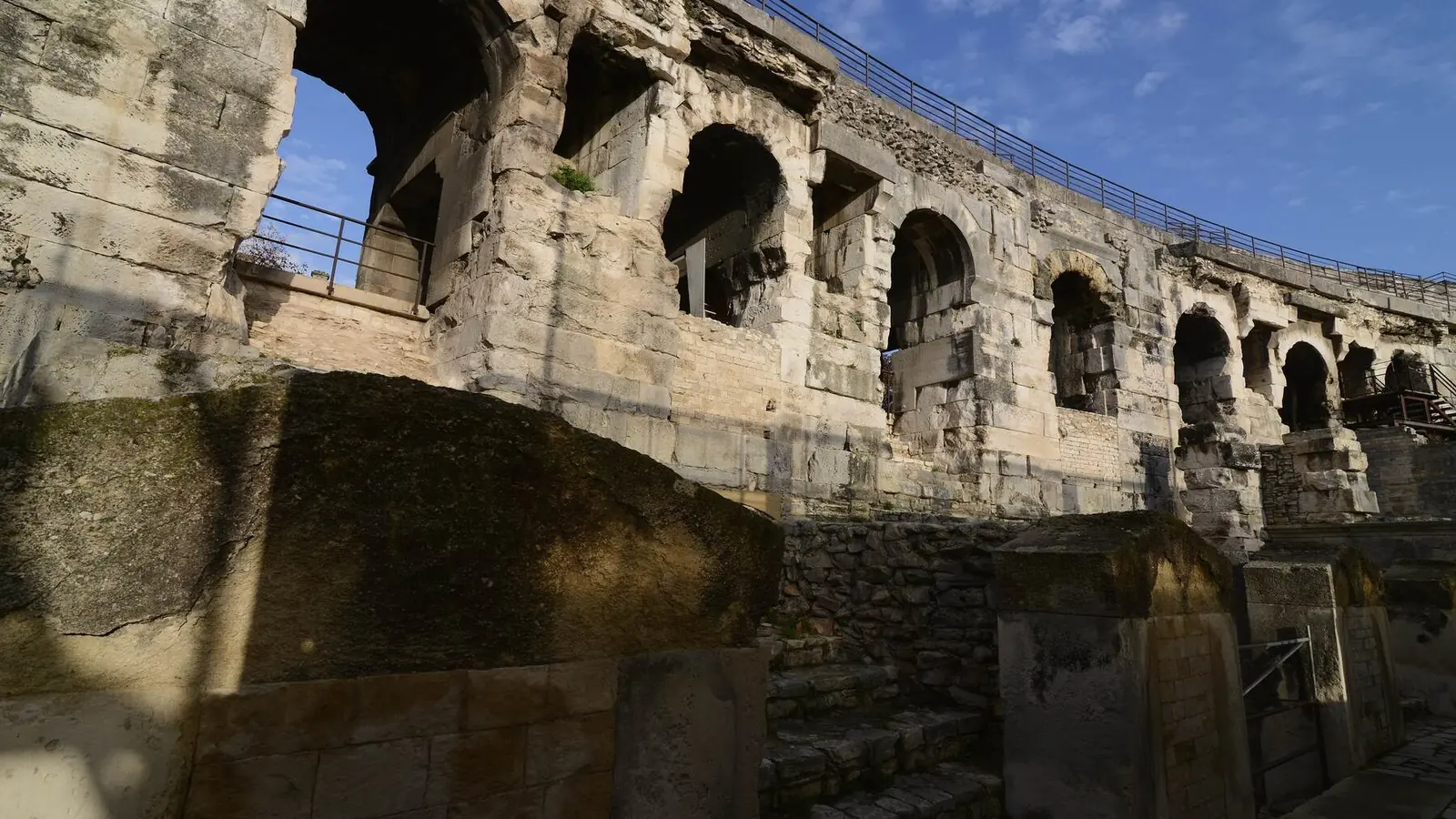 Nîmes, Gard
